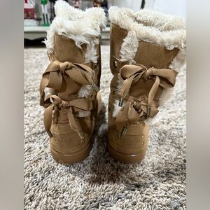 Guess Tan Winter Boots with Faux Fur